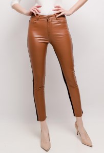 49-panteloni-kolan-pushup/8616-panteloni-slim-fit-ufasma-dermatini-090.jpg