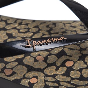 70-sagionares-pantofles-sandalia/d4ef-ipanema-animal-print-iv-fem-780-20334-black.jpeg